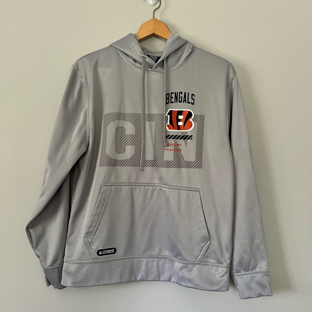 NFL Cincinnati Bengals Football Women’s Sweatshirt Size Medium